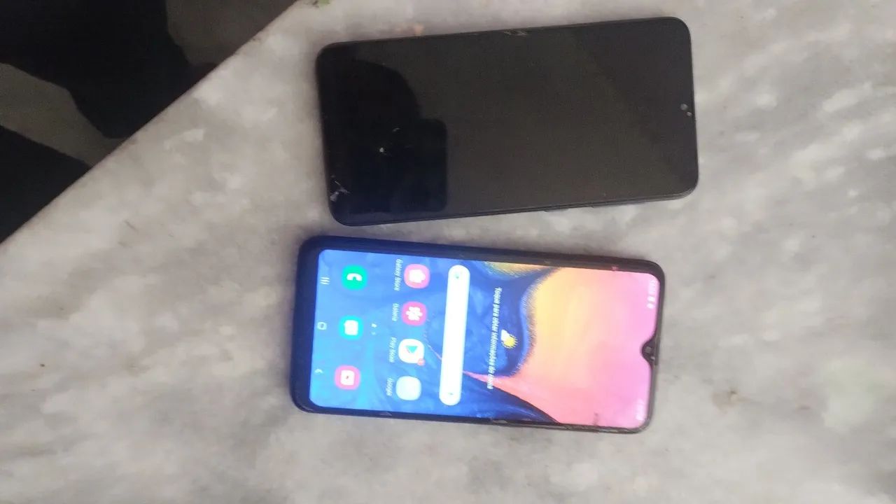 Vendo 2  a10 por 130, tela trincada mais funciona perfeitamente. - Foto 5