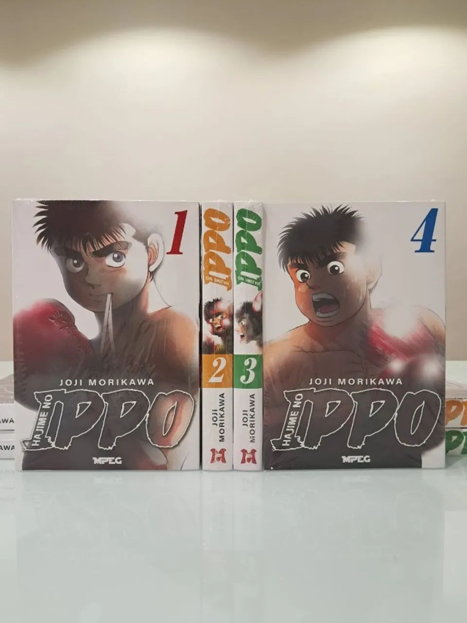 Mangá Hajime no Ippo - Editora MPEG - Volumes 1 ao 4 - Novo