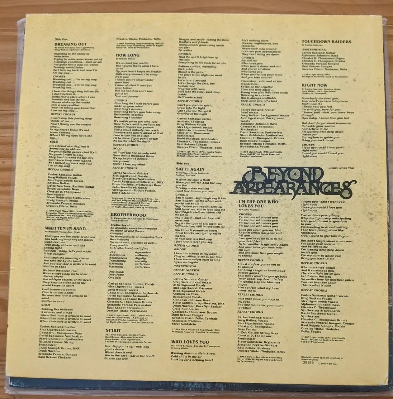 LP Santana- Beyond Appearances  - Foto 5
