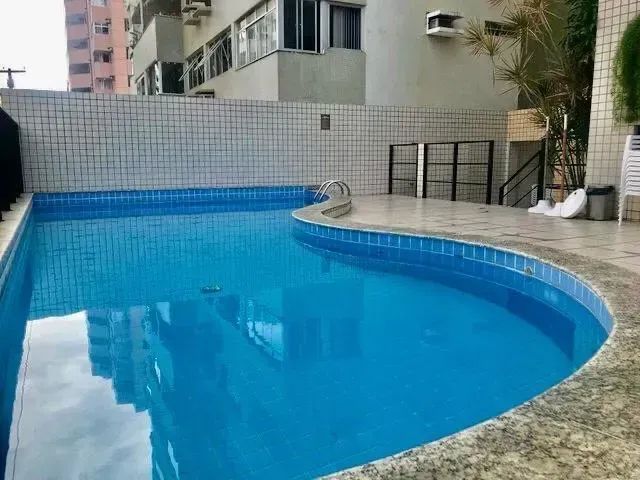QUARTO E SALA A METROS DA PRAIA