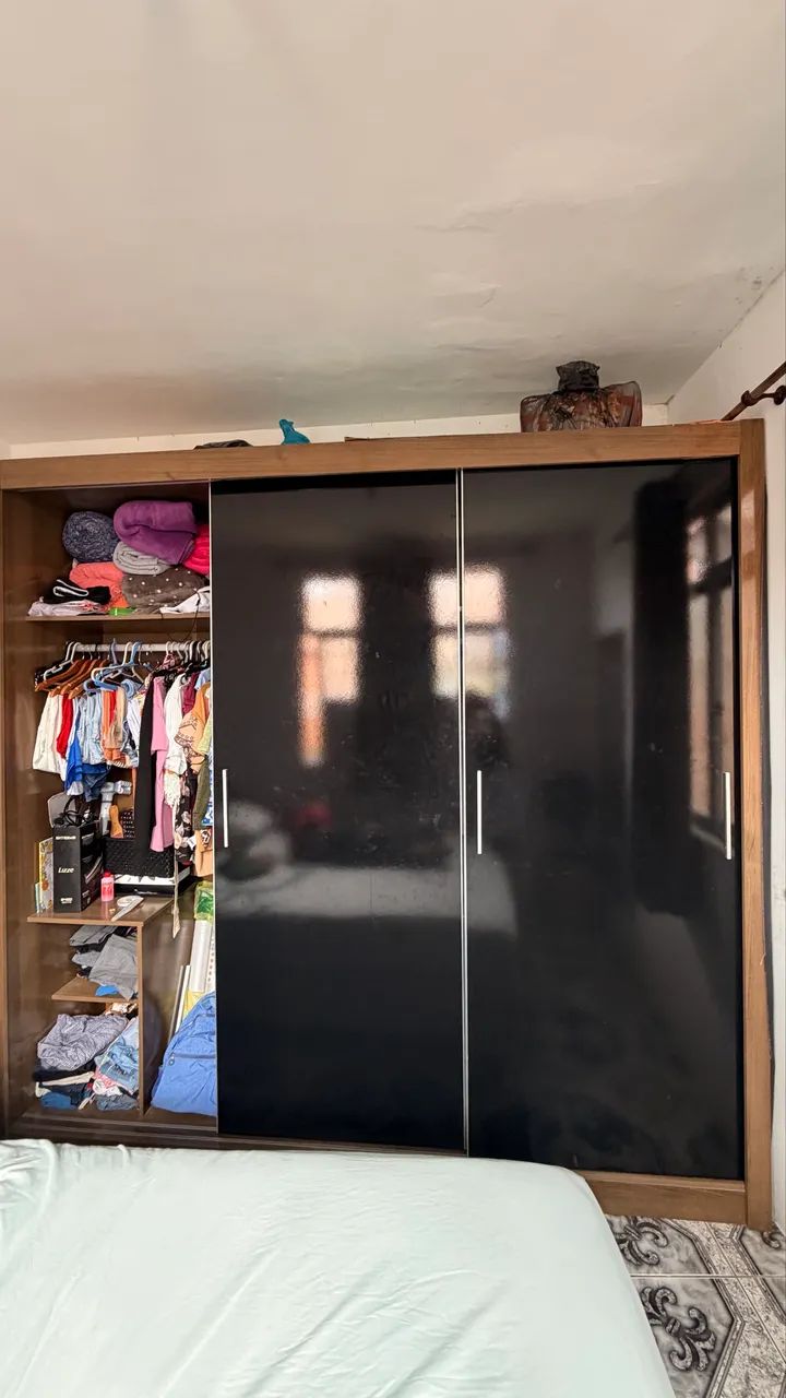 GUARDA ROUPA DE CASAL BEM CONSERVADO  - Foto 2