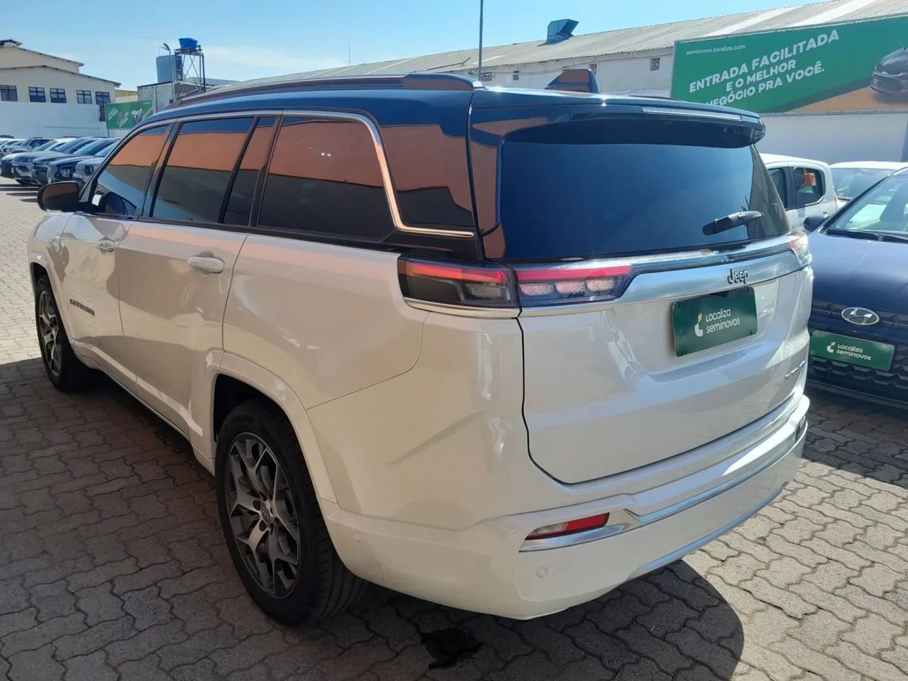 Jeep Commander Overland T270 1.3 TB Flex Aut., foto 5 de 12