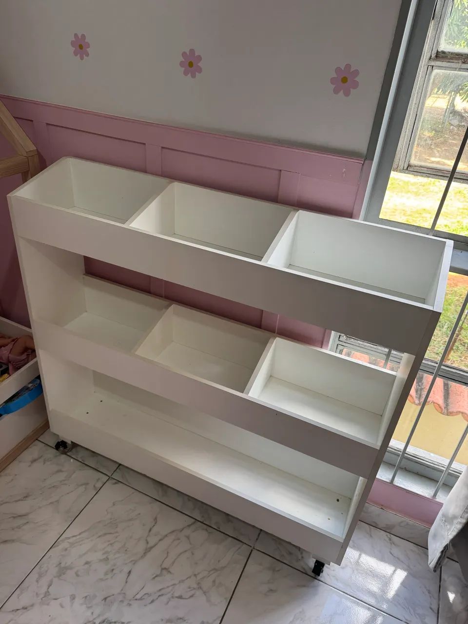 Estante de brinquedo com rodinha - Foto 2