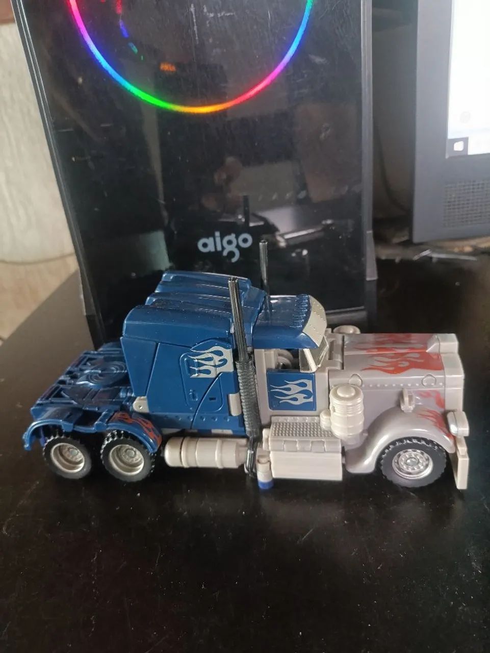 Transformers Optimus Prime ROTF Defender - Foto 3
