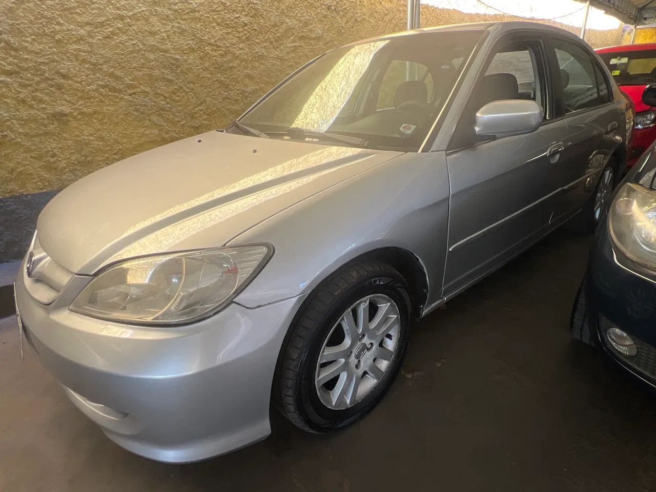 Honda Civic Sedan LXL 1.7 16V 130cv MEC 4P 2005