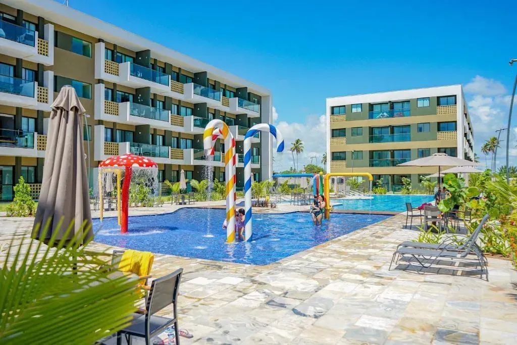 Seu 2 quartos em Muro Alto com clima de resort!