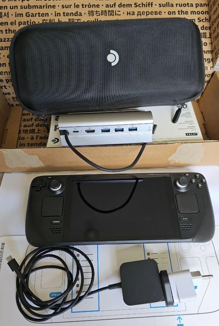 Steam Deck LCD 2TB* (1TB NVMe + 1TB MicroSD) + Docking Station