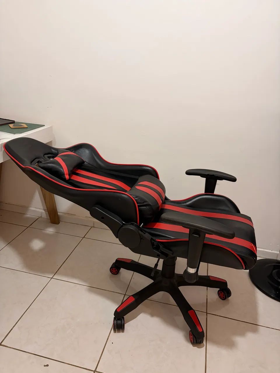 Cadeira gamer usada