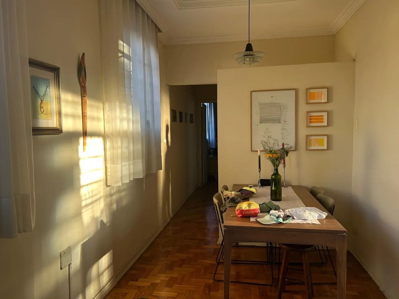 Mesa de jantar e cadeira verde de linho - Foto 2