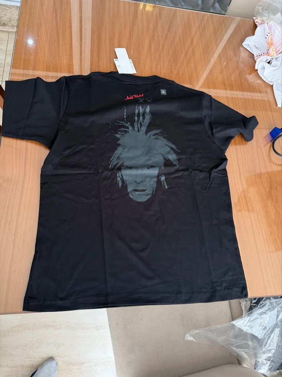 Kaws Uniqlo 