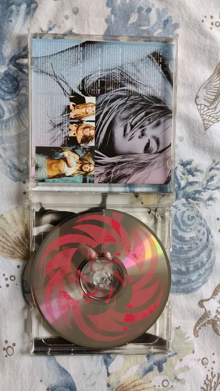 VCD In The Zone Britney Spears Tailândia  - Foto 3