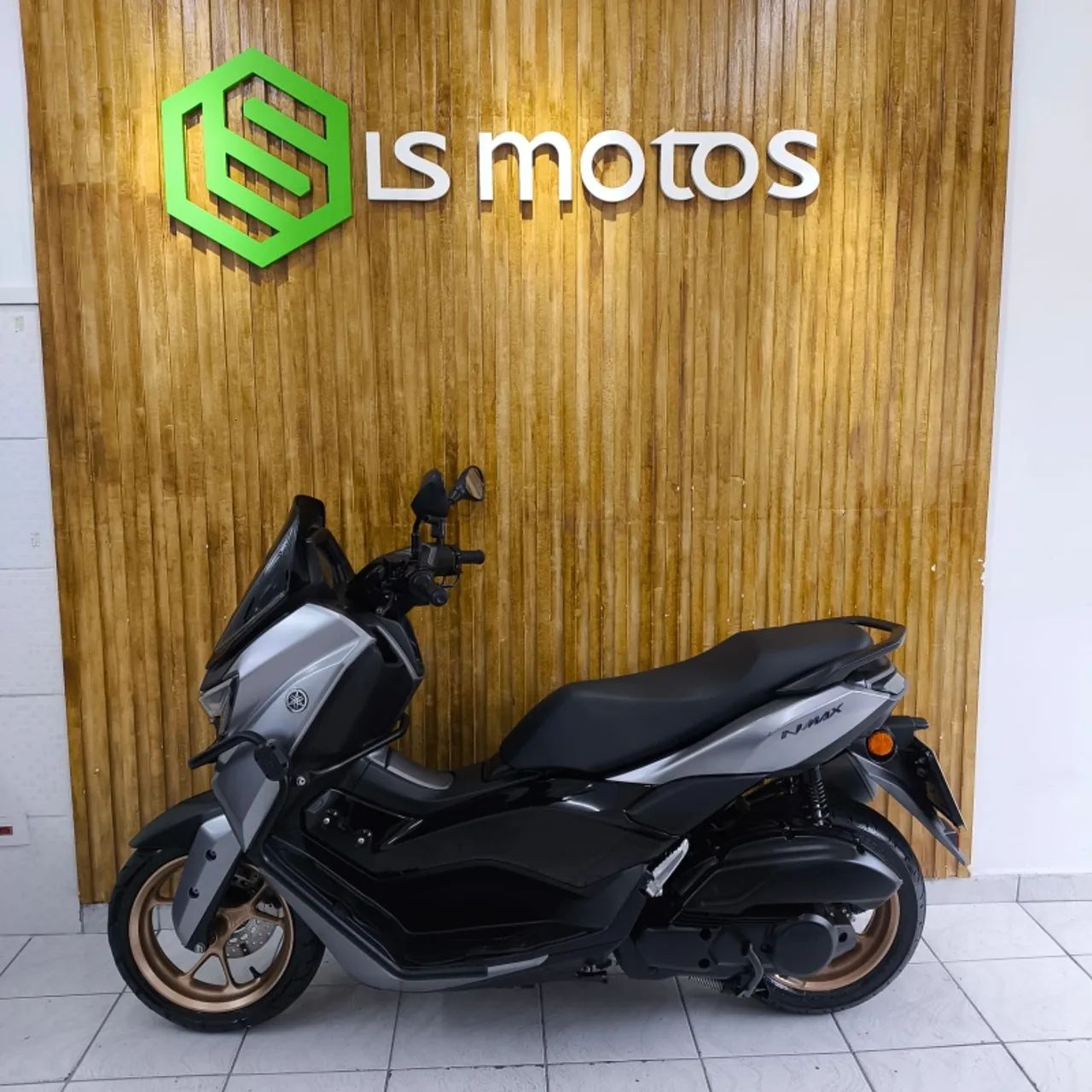 Nmax 160 2025 KM 18.400 - Foto 2