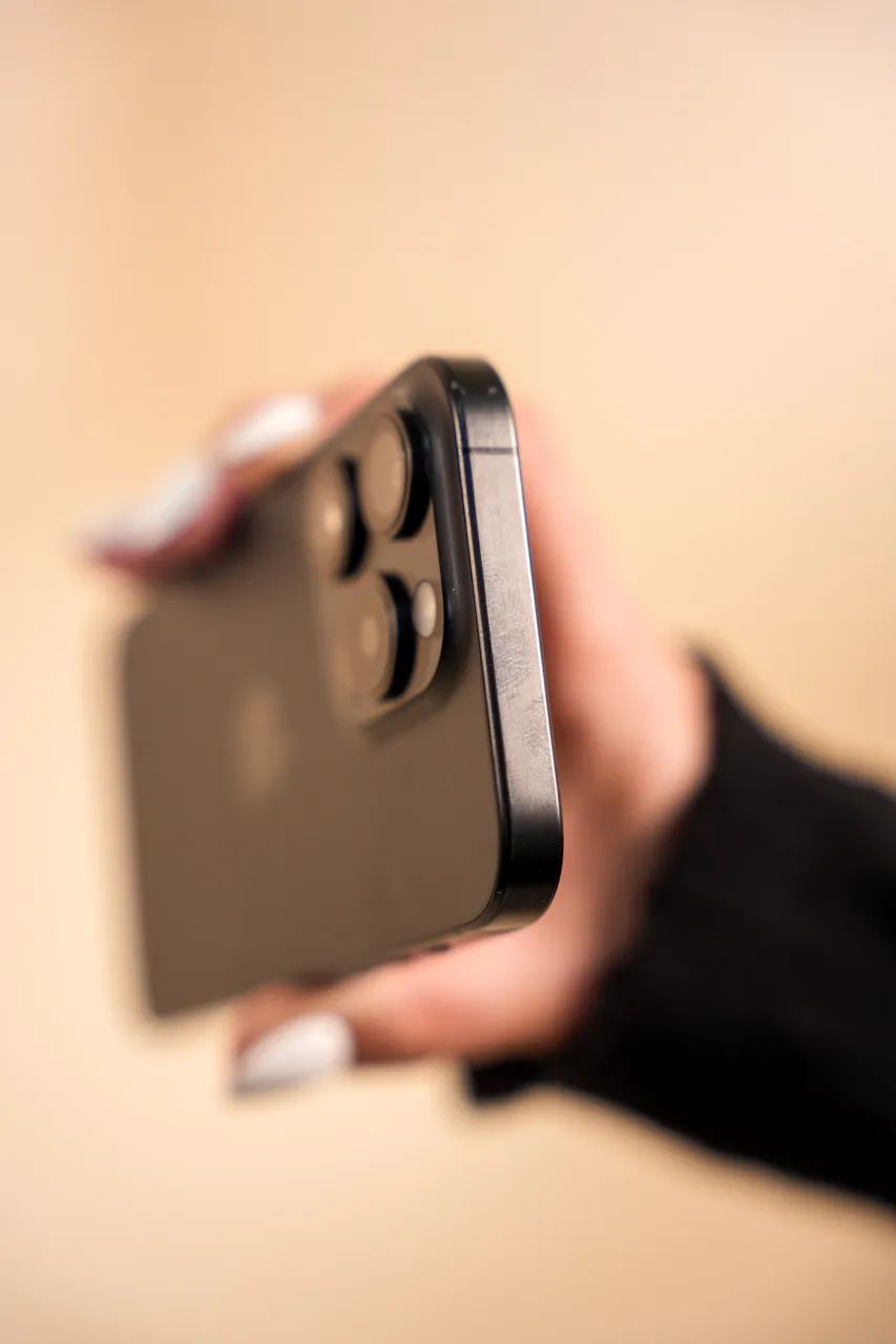 IPHONE 15 PRO - Foto 3