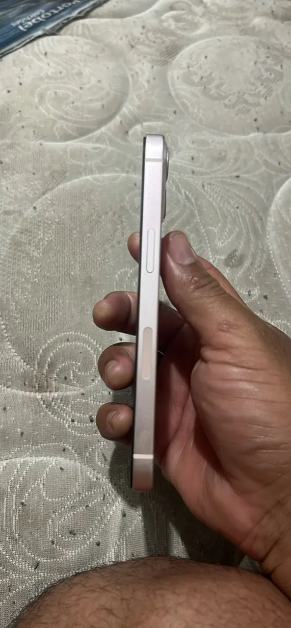 Vendo iPhone 13 rose 128 gigas 