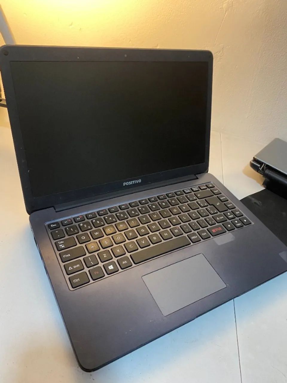 Notebook Positivo (Linha Motion / Motion Q) com defeito - Foto 2