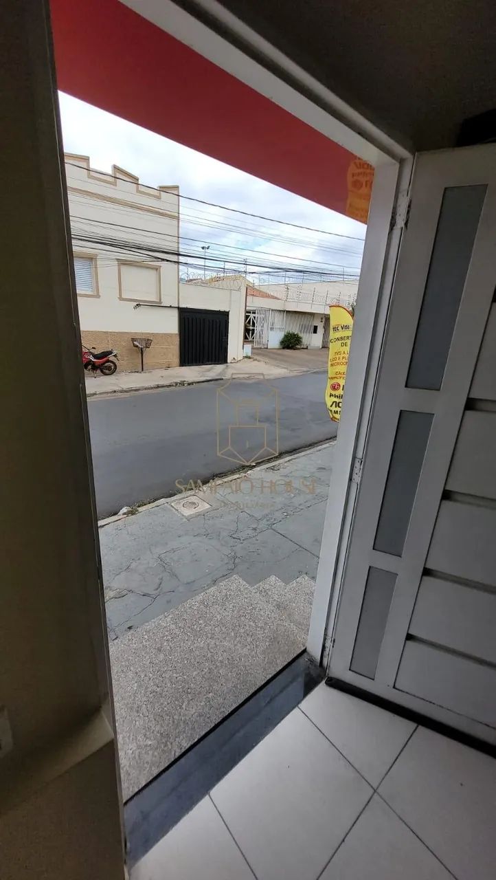 OPORTUNIDADE ÚNICA DE LOCAÇÃO COMERCIAL NA BARAO DE MELGACO! - Foto 3