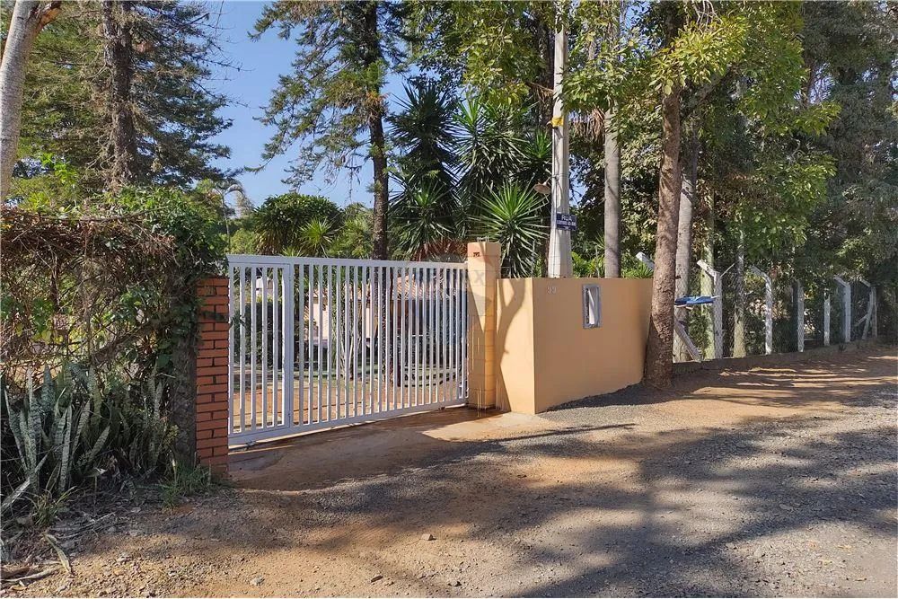 "Chácara dos Sonhos a venda com 3 quartos, Itapavussu, Cosmópolis/SP