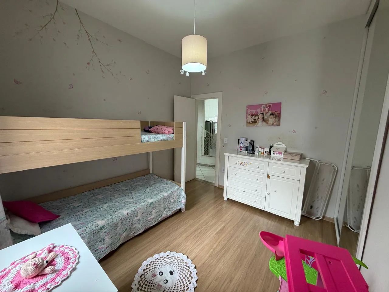 Excelente casa com três quartos com suíte  - Foto 3