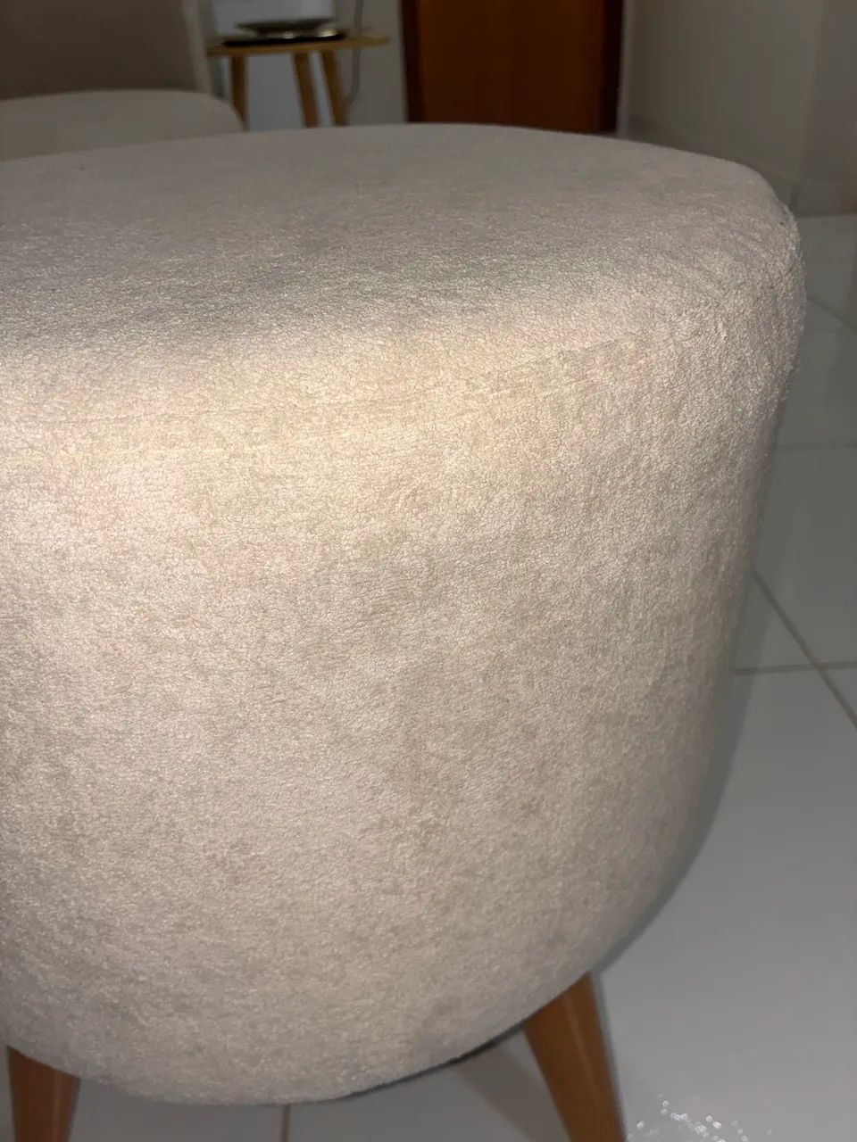 Sofá e puf de recepção  - Foto 5