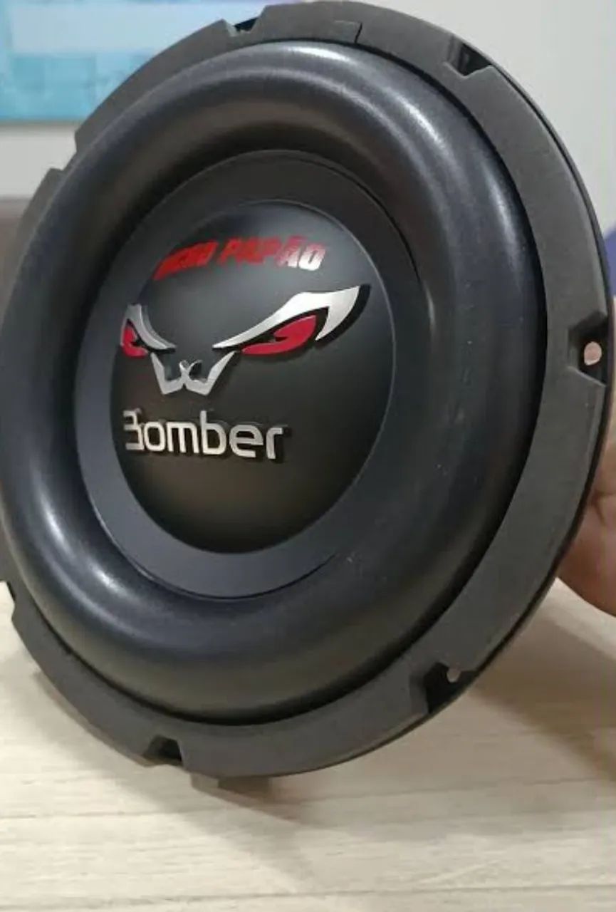 Bomber bicho papão 8 polegadas 600w RMS 4 ohms  - Foto 2