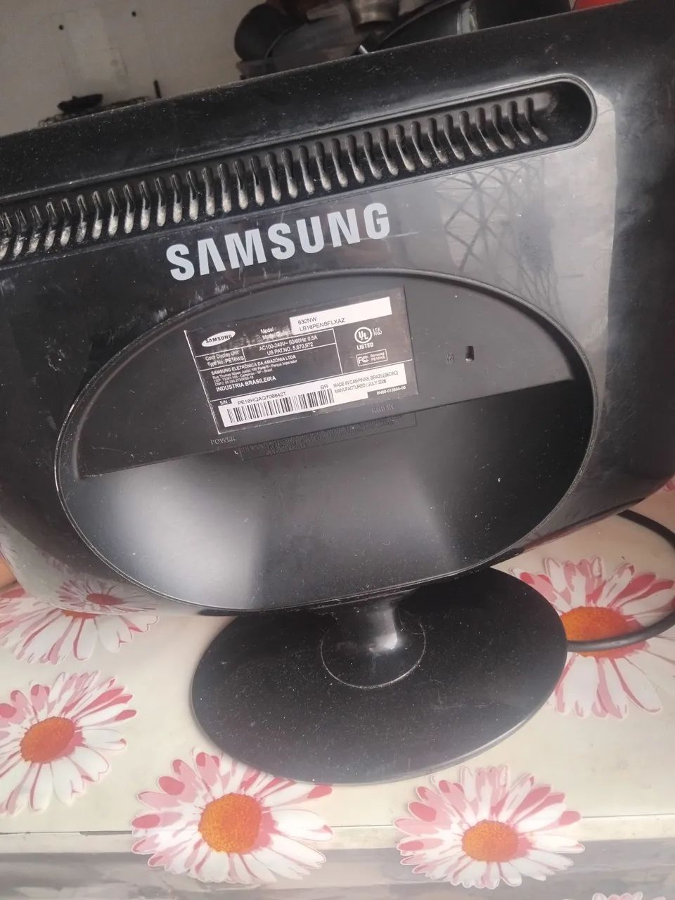 Monitor de computador para retirada de peças - Foto 2