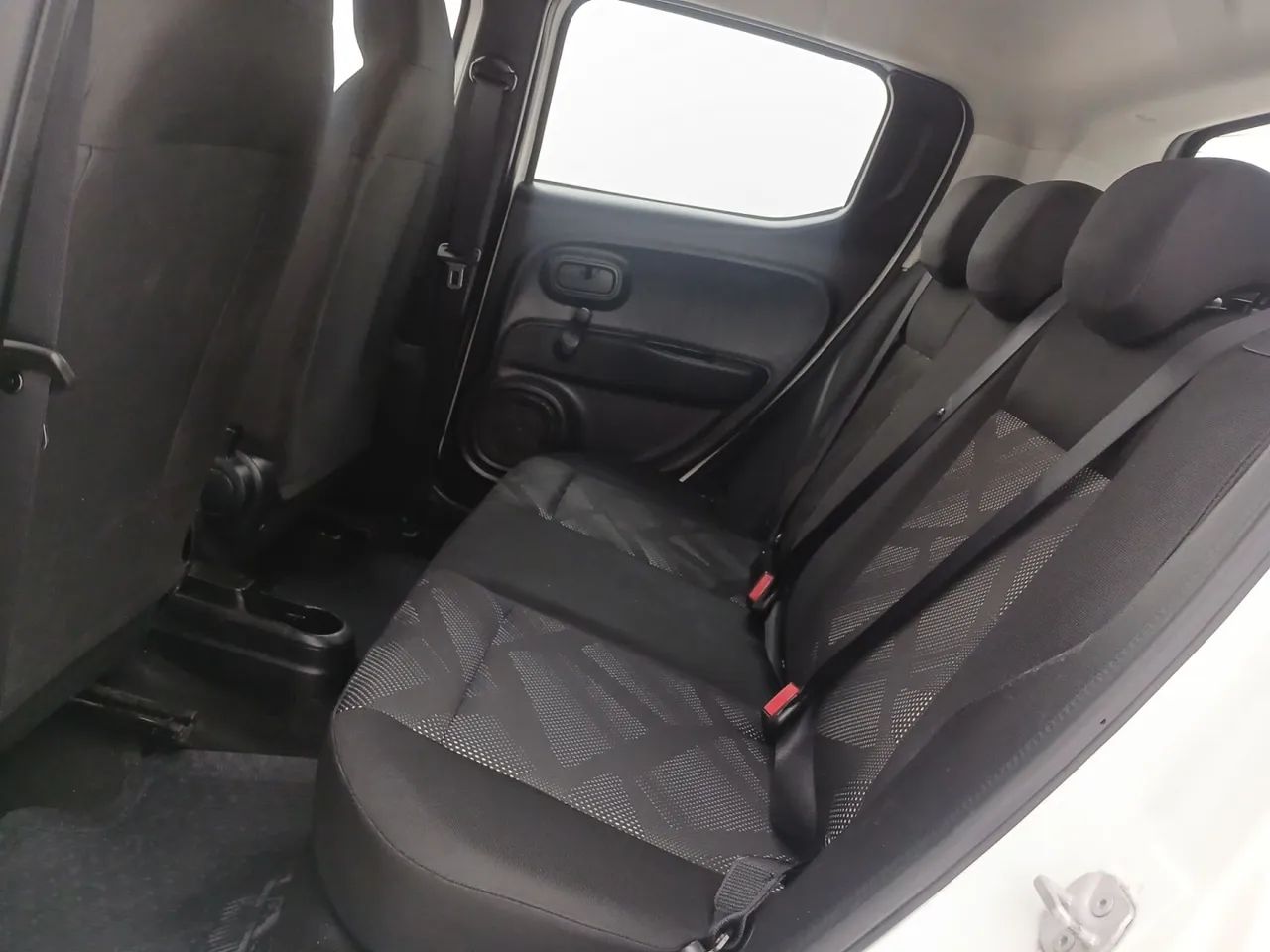 Fiat Mobi LIKE 1.0 Fire Flex 5p., foto 17 de 18