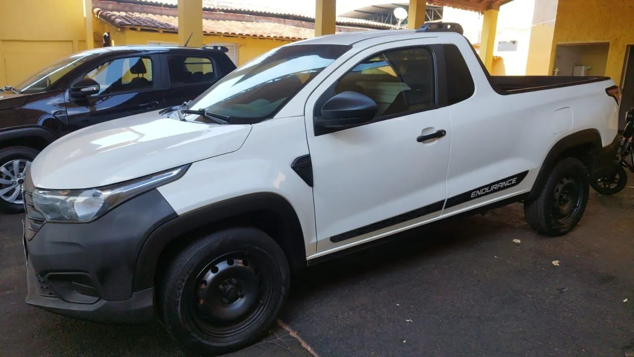Fiat Strada Endurance 1.4 Flex 8V CS Plus 2022 - Foto 3