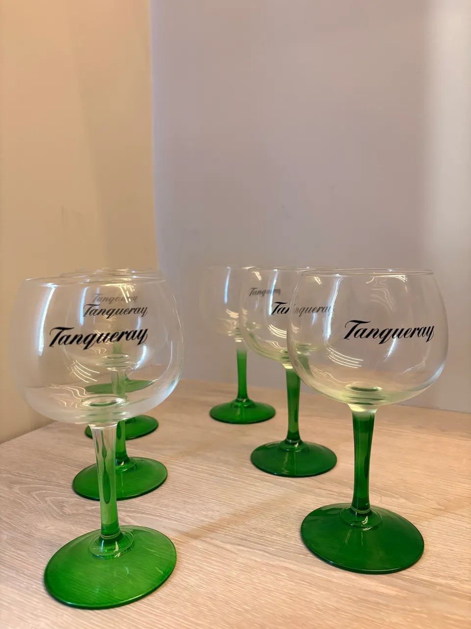 Jogo com 6 taças de gin original Tanqueray - Foto 2