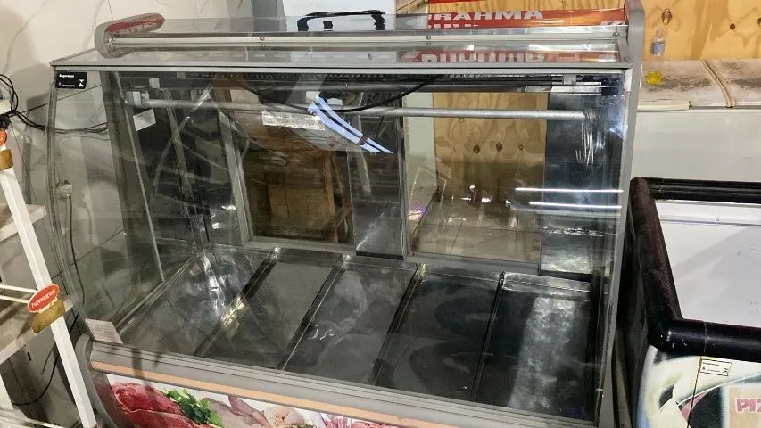 Balcão Expositor Refrigerado para Carnes - Gela Muito Bem - Foto 4