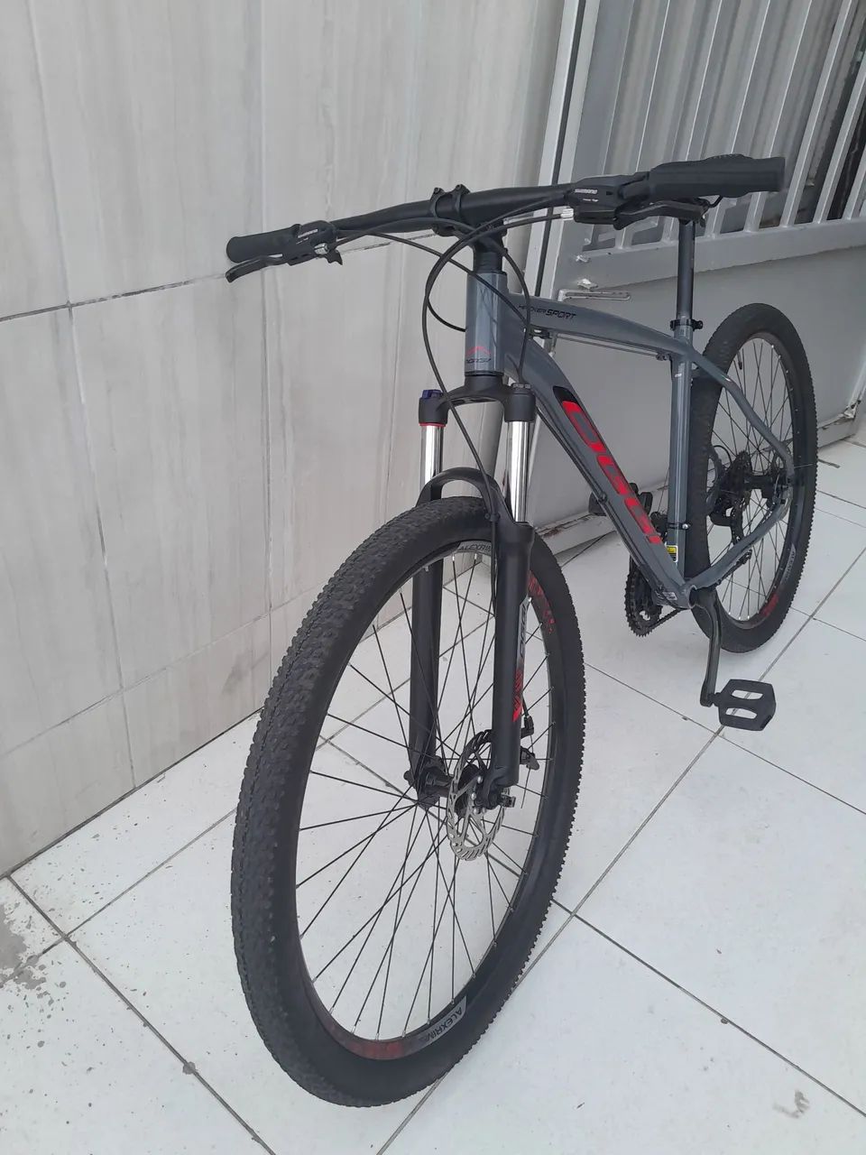 Bicicleta Aro 29, Quadro 19, Jogo De Macha Shimano. - Foto 3