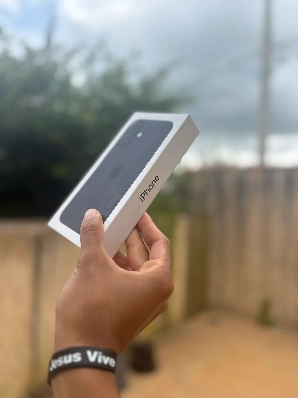 iPhone ? 16 preto 128 GB - Foto 2