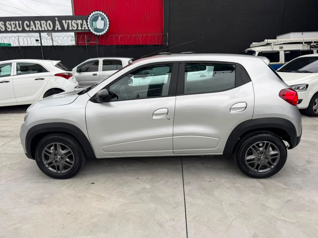 Renault Kwid Intense 1.0 Flex 12V 5P Mec. 2018 - Foto 4