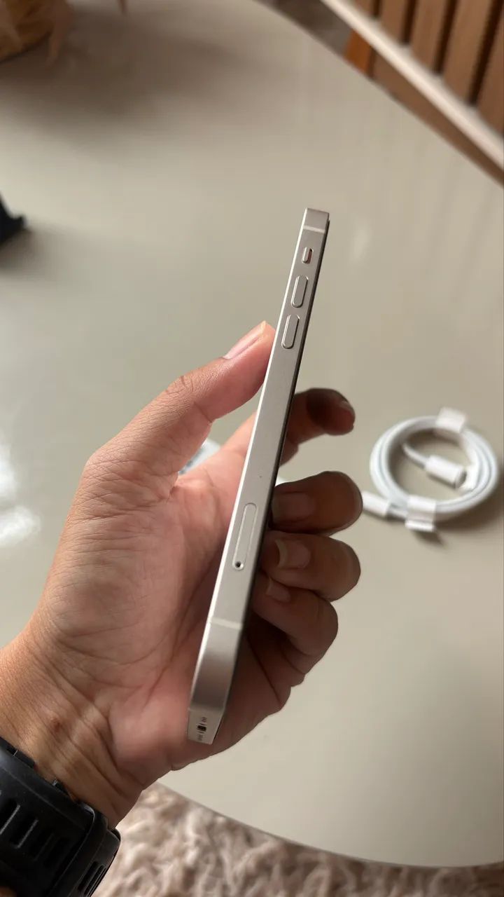iPhone 12 Branco 64GB - Impecável / Única Dona / Cabo Original - Foto 4