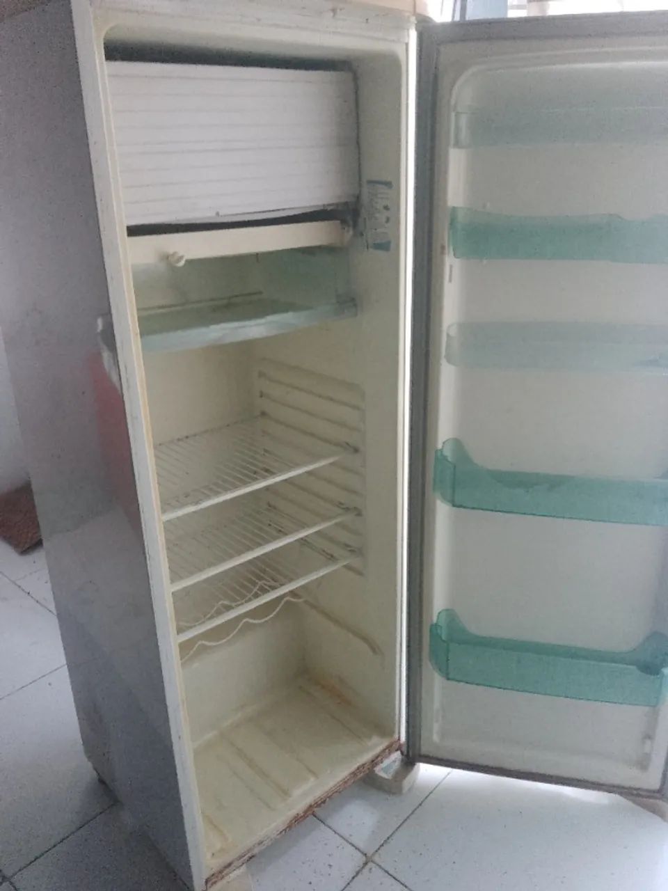 Geladeira Eletrolux - Foto 3