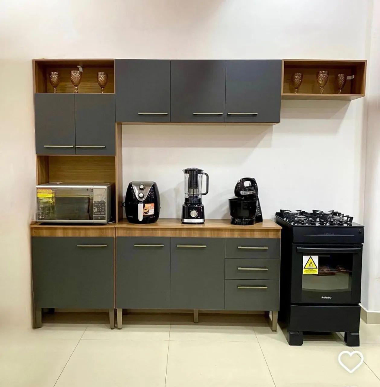 Cozinha compacta malu