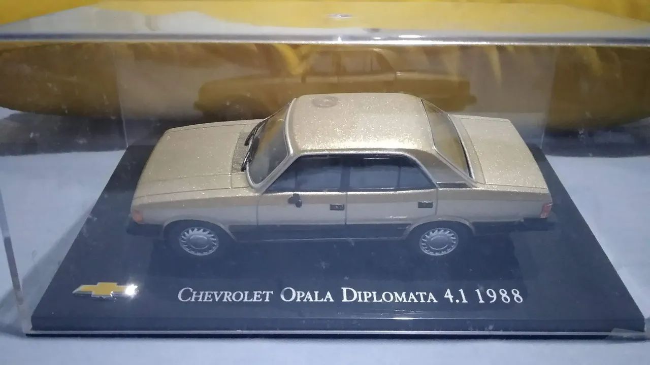 Miniaturas de carrinhos 1.43 - Foto 5