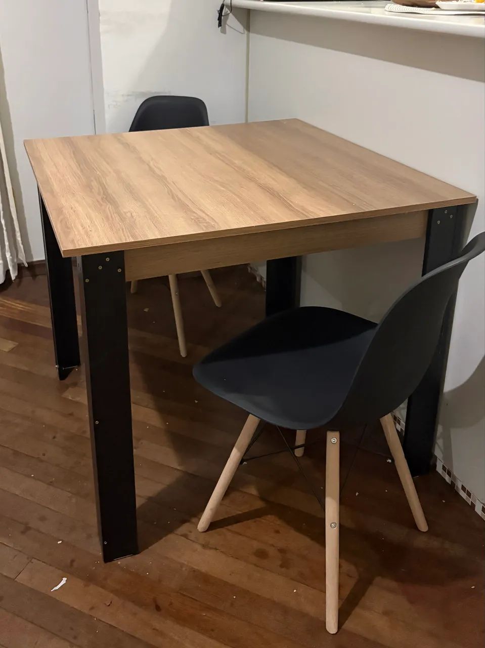 Mesa com Duas cadeiras - Foto 3