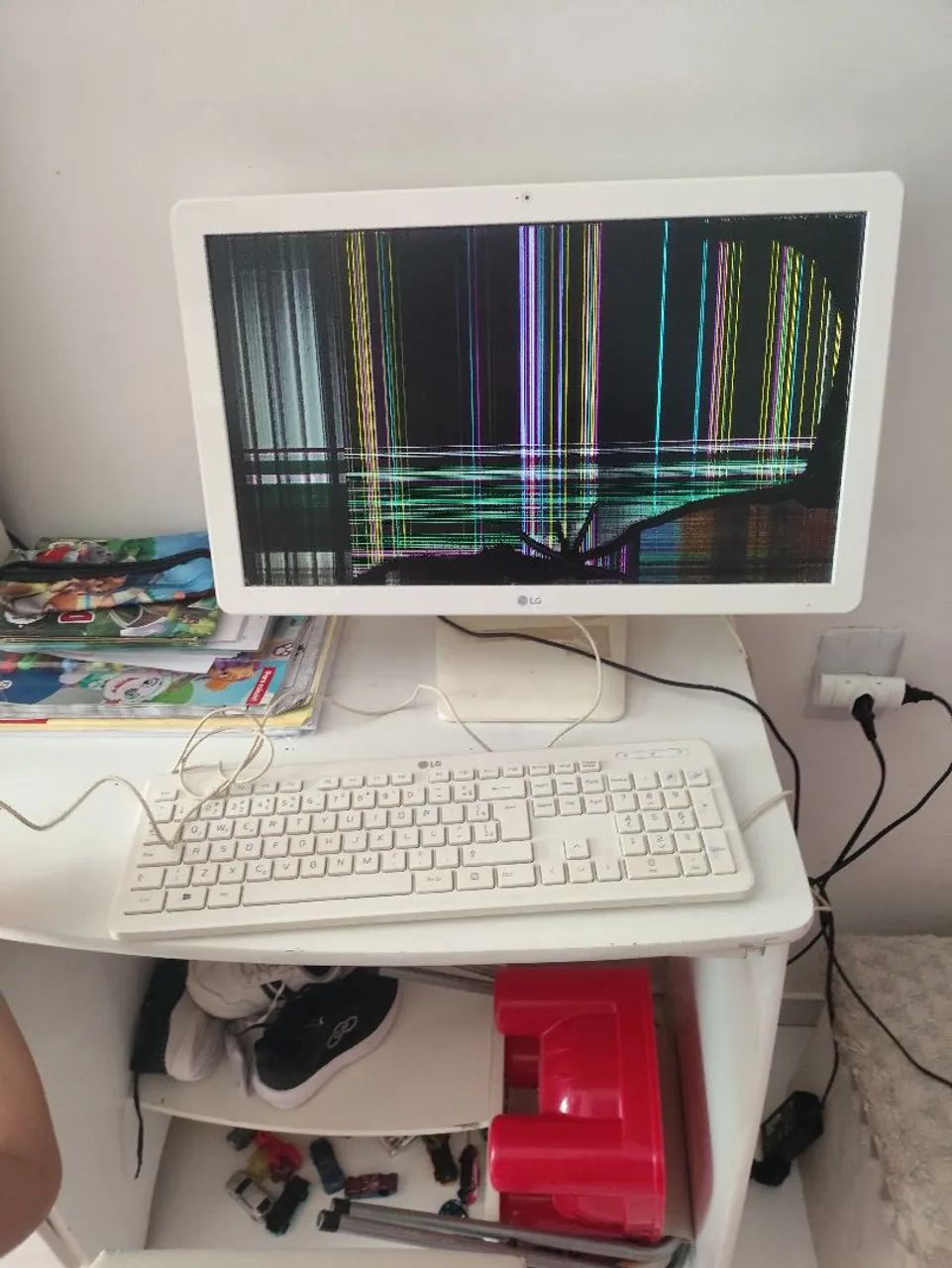 Computador com defeito 468284492208547841