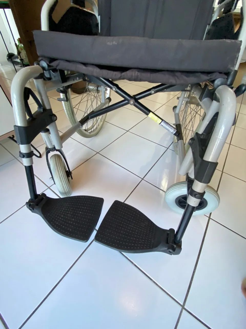 Cadeira de rodas Ottobock Start - Foto 4