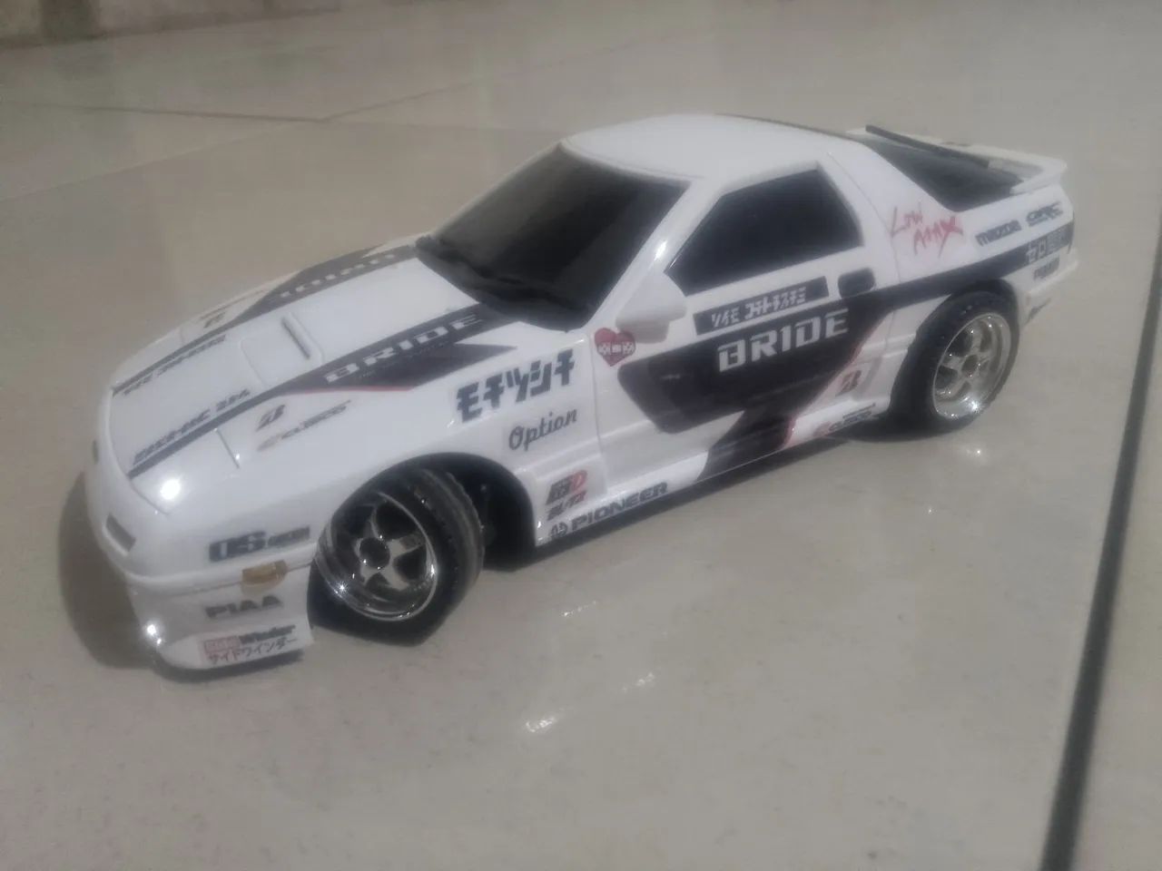 Automodelo drift 1/18