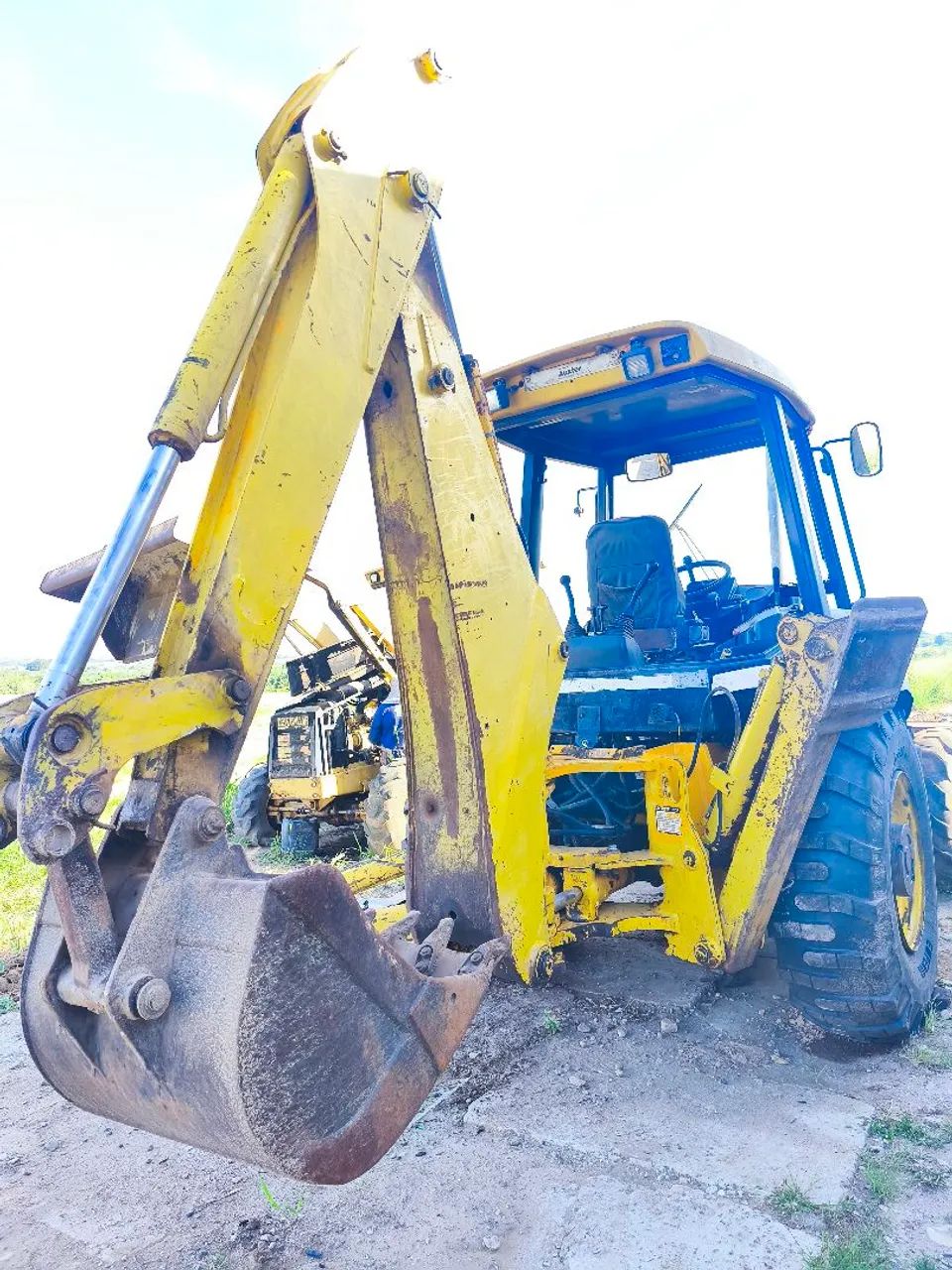 Retroescavadeira JCB 3C - Foto 5