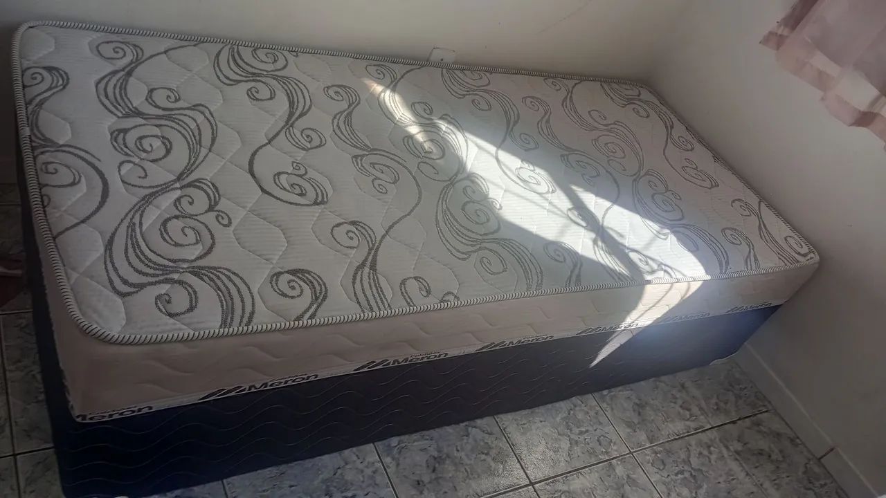 Cama box