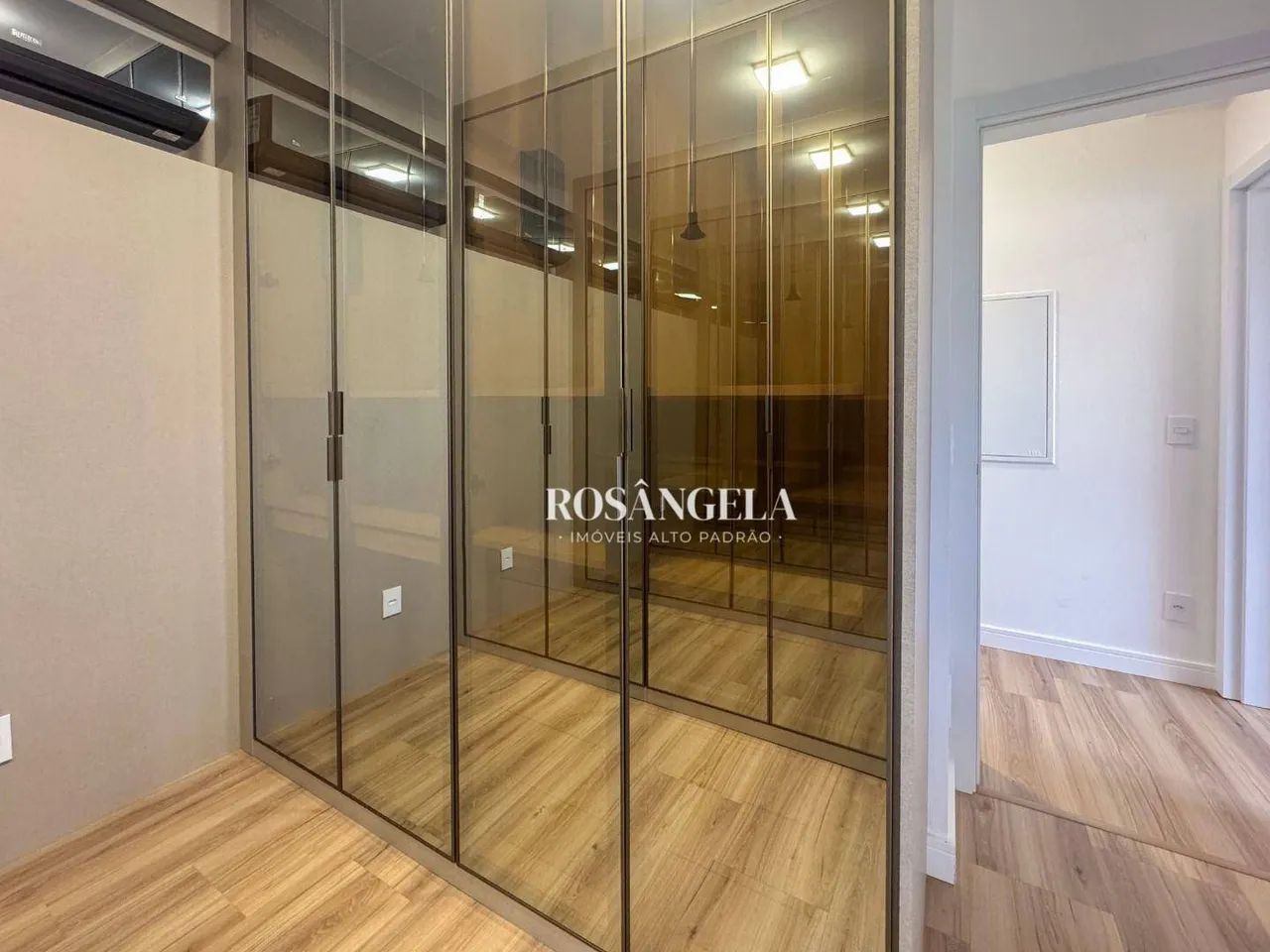 Apartamento de 197 m² com 3 suítes à venda no Holt Place - Foto 8