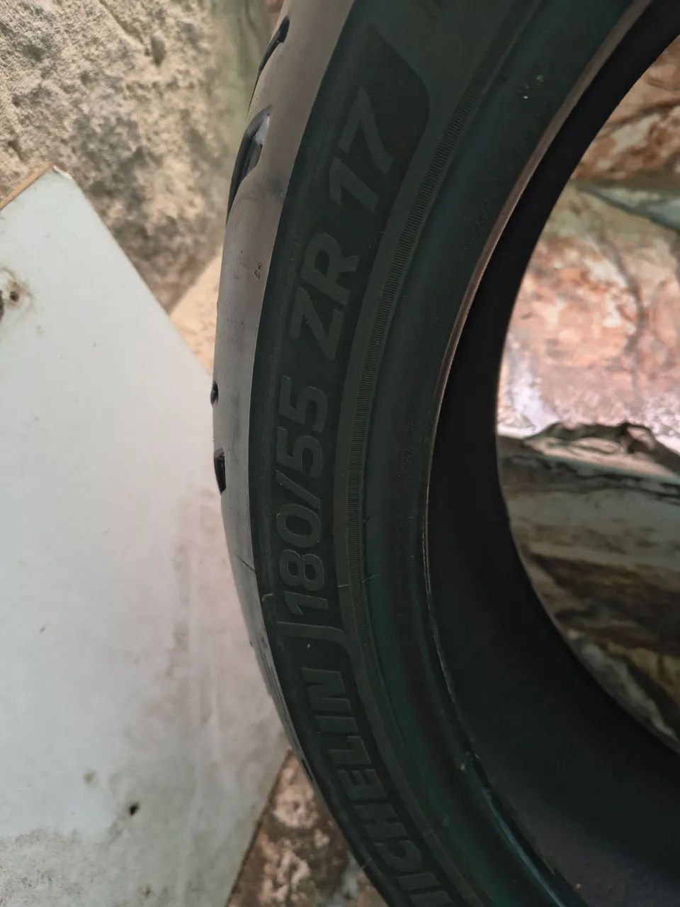 Pneu Michelin pra mota - Foto 6