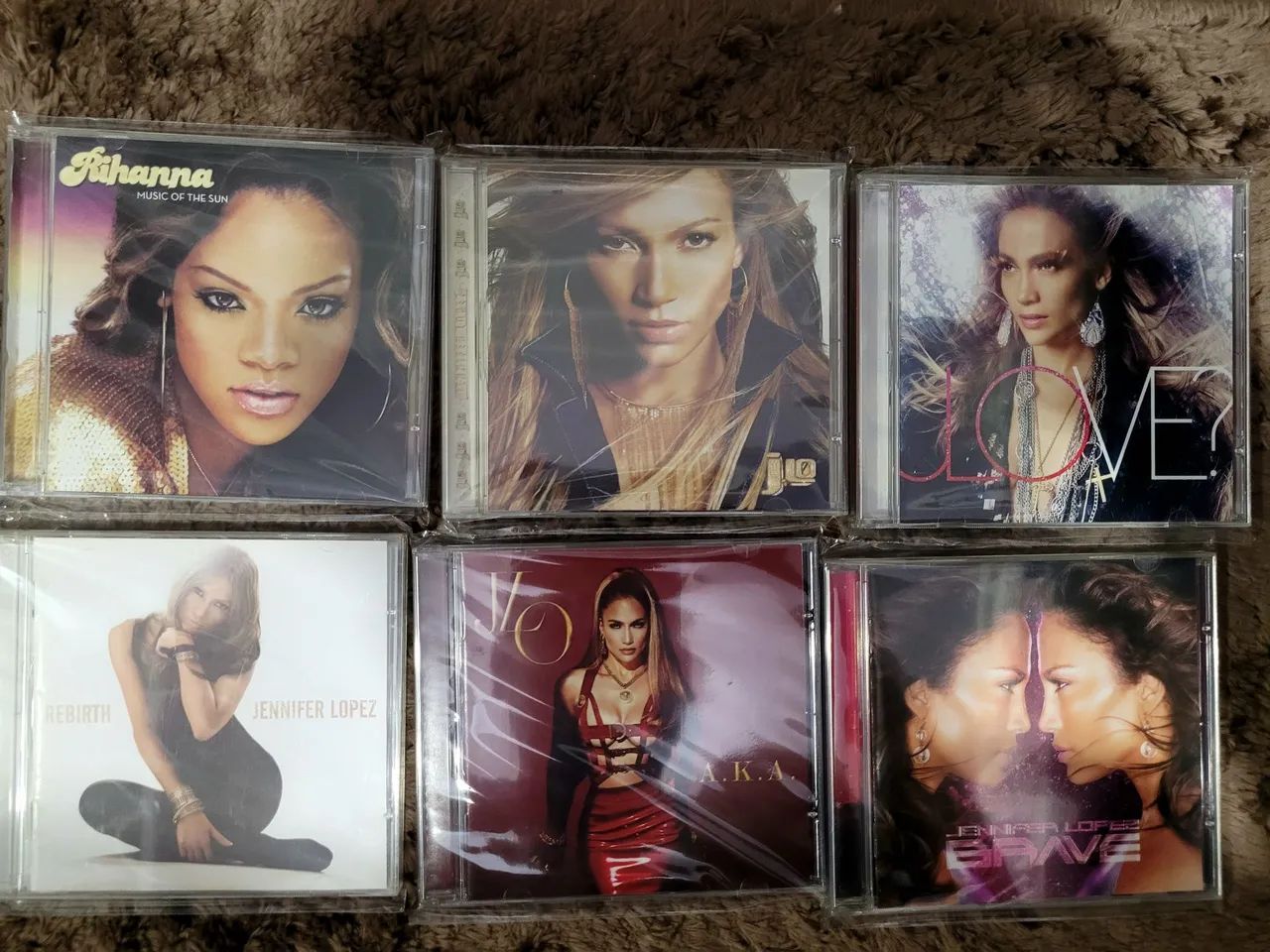 Combo de CDs Jennifer Lopez e Rihanna 