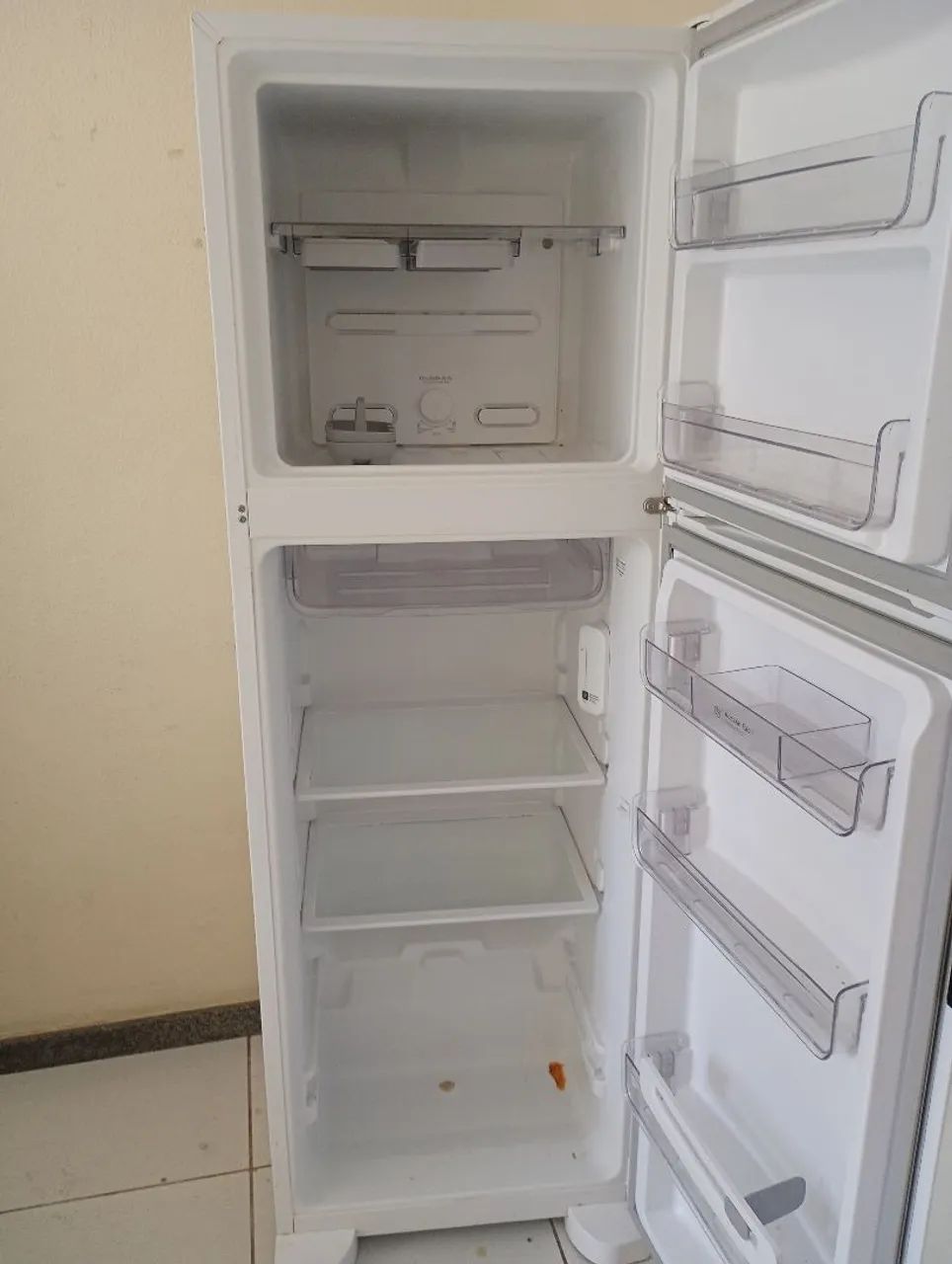 geladeira Frost free Consul nova pouco usada - Foto 4