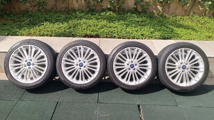 Rodas Originais Ford Fusion 18" polegadas - 5x108 - Com pneus meia vida