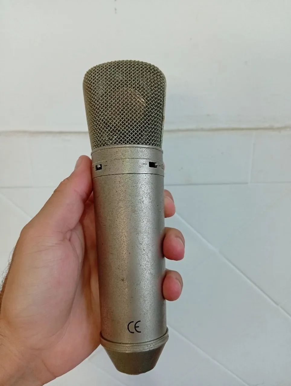 microfone condensador de estúdio Behringer B-2 PRO - Foto 4