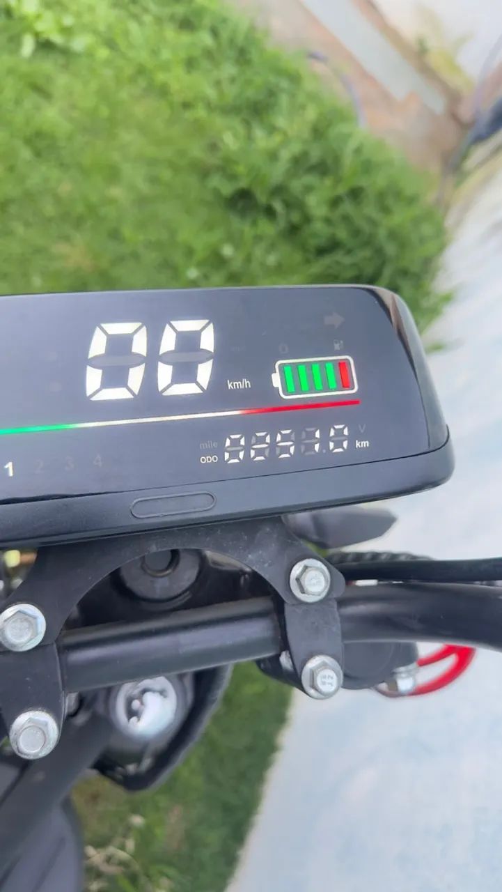 Scooter elétrica 