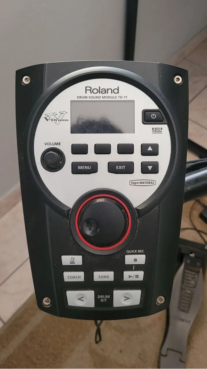 Bateria Roland TD11K - módulo e pads 